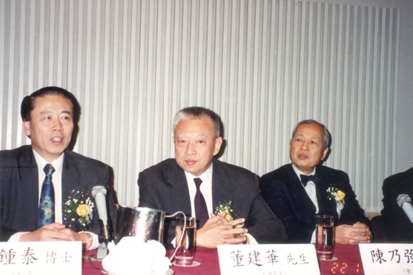 董建華先生向本會會員講述其政綱及施政理念2